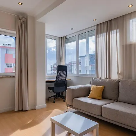 Sunny Horizon Retreat By Lovelystay *